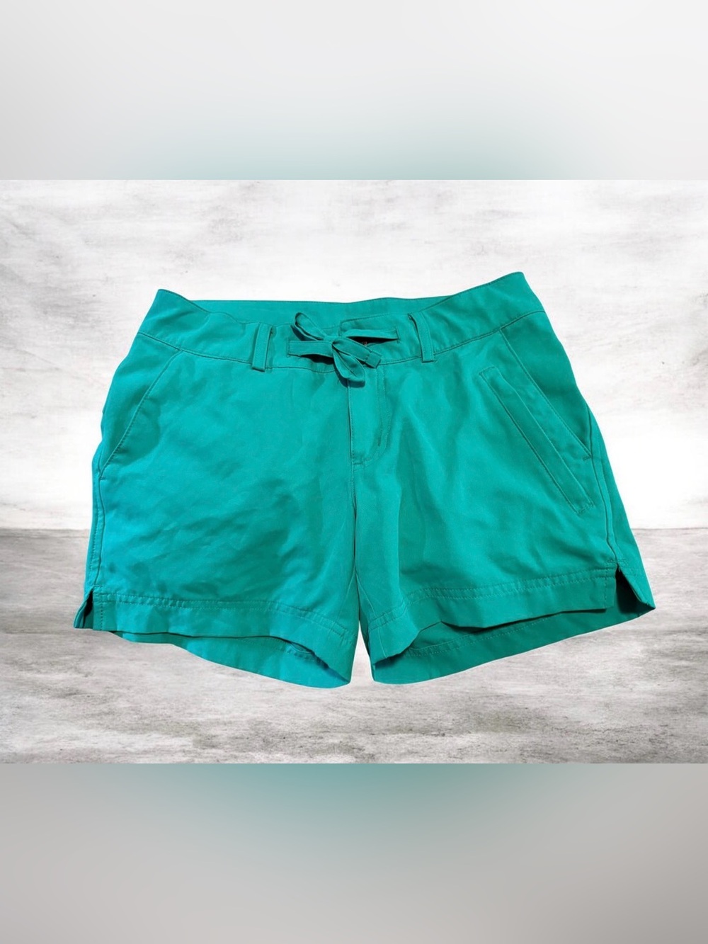 Magellan Outdoors Teal Drawstring Women's Bermuda Shorts